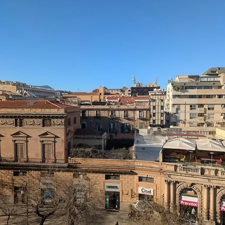 And Cavour 106 Palermo