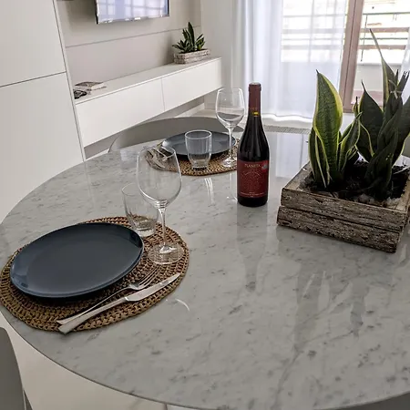 Apartment And Cavour 106 *